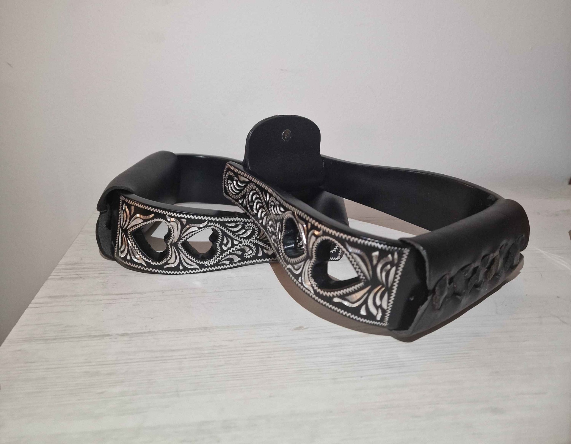 Western Steigbügel Herz